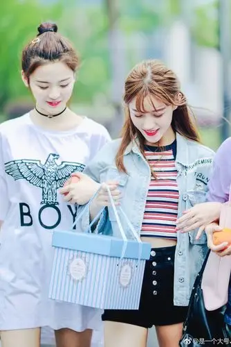 创造101 杨超越 陈意涵