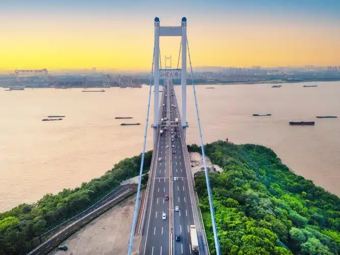 无锡江阴召开学习市委十四届六次全会精神专题会议