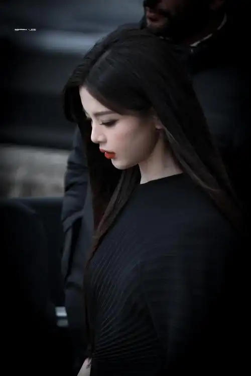 杨超越2024年3月巴黎时尚周咨询美图视频汇总以及其他