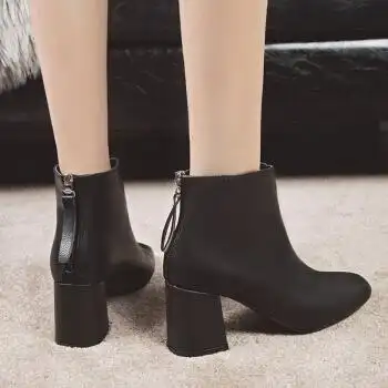 新款鞋瘦瘦靴英伦风百搭高跟网红短靴粗跟春秋冬季短筒靴子女 黑色 35