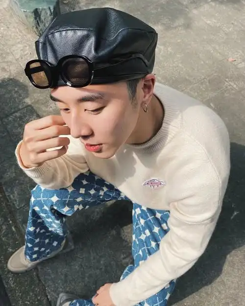 送自己生日礼物的傅教授啊好奶啊这组照片