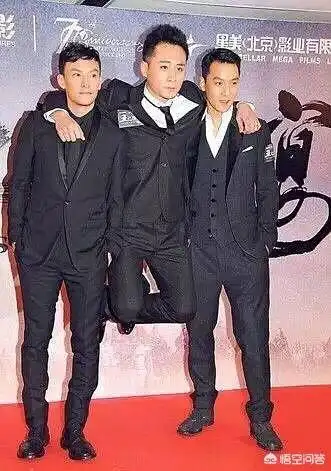 头条问答 - 雷佳音,靳东,刘烨被称为「娱乐圈三巨头」?这是为什么?