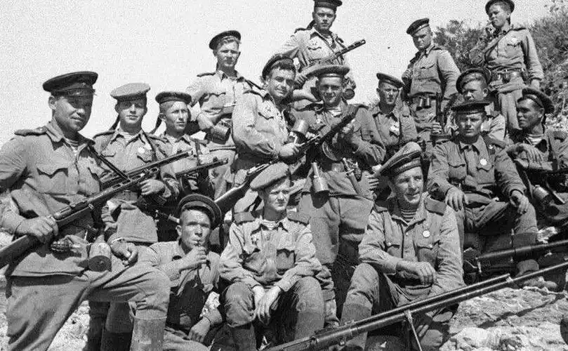 二战时期苏联红军到底有多强看看这100张老照片就知道了