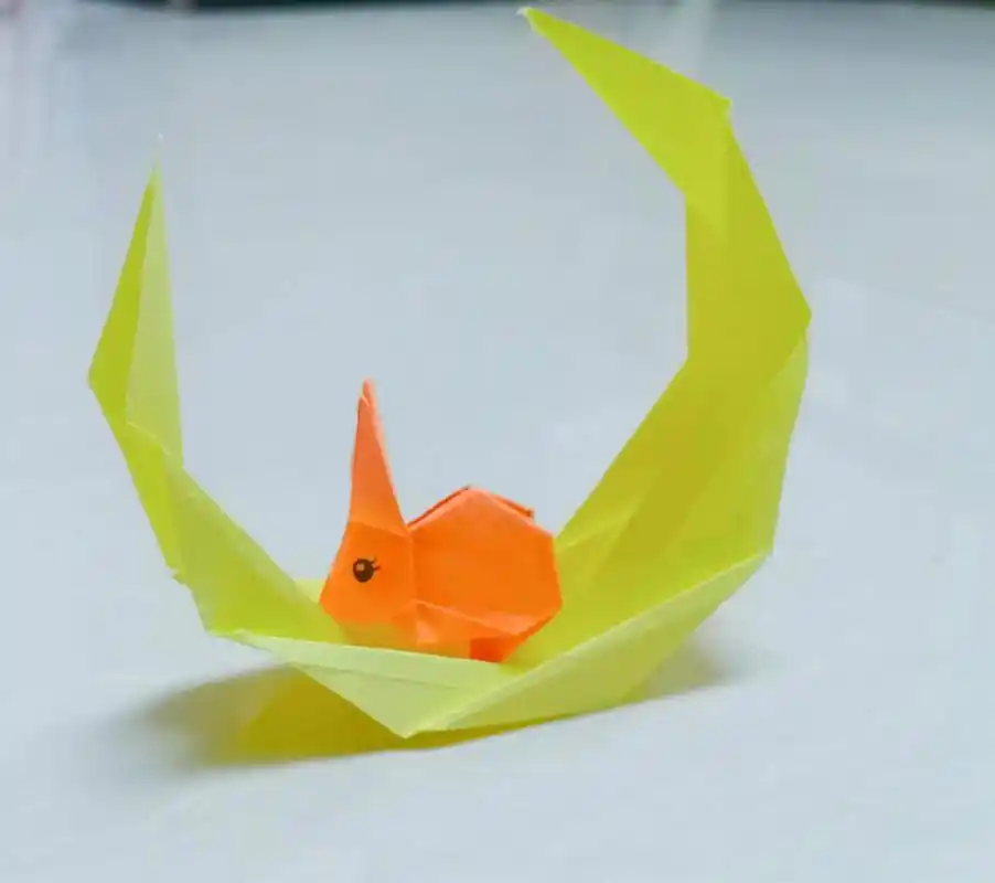 (10岁儿子)的手工折纸: 《月宫.玉兔》 - 抖音