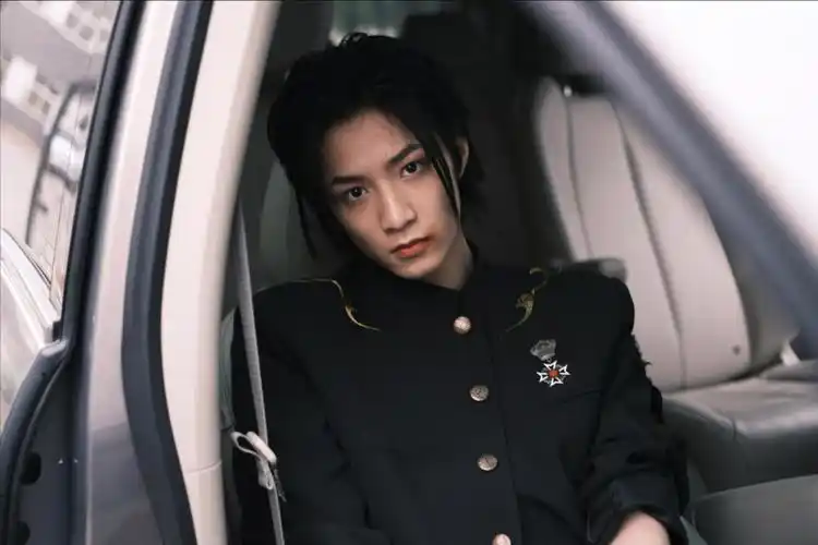 刘耀文 英雄 - 堆糖,美图壁纸兴趣社区