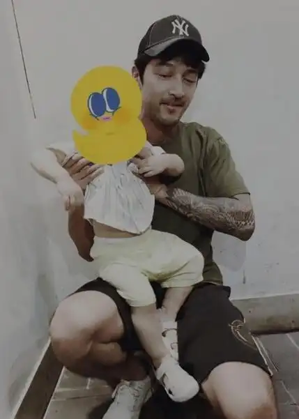 胡歌是真的纹了花臂,有图为证.