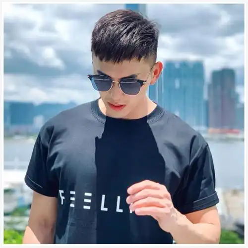 男生5款简单时髦的短发,最适合出行,让你可以在假期中帅气度过