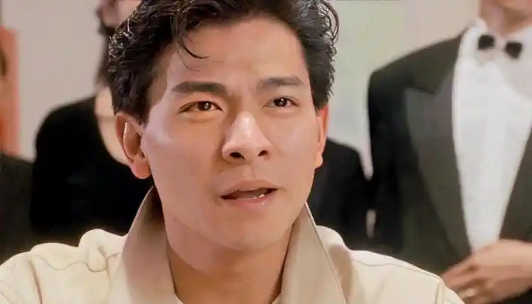 华仔胆子是真的大,手上只有ak都敢梭哈,真是兵行险着