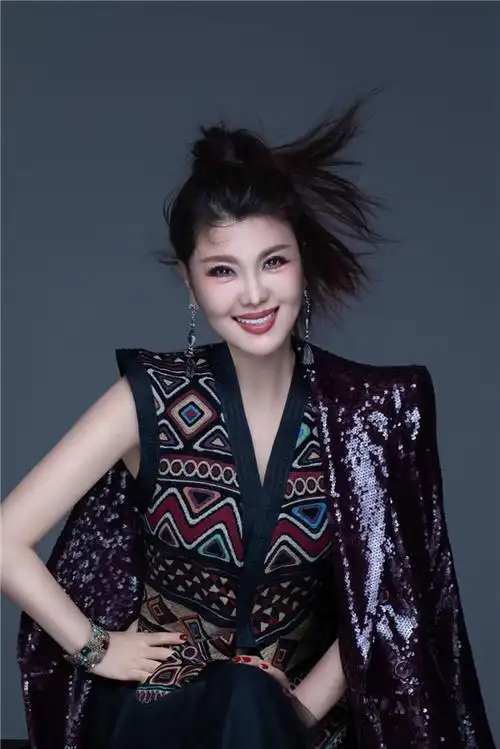 乌兰图雅不负时代使命助力健康中国行动