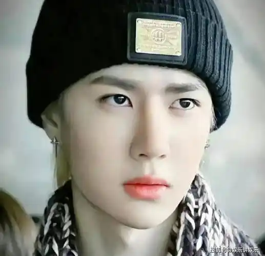 从王一博履历表中看他初出道时的纯真风采与生活点滴揭秘_愿望_方面