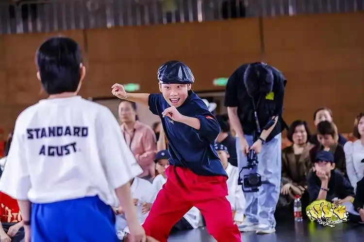 中国首个wdc世界街舞大赛少儿组冠军诞生