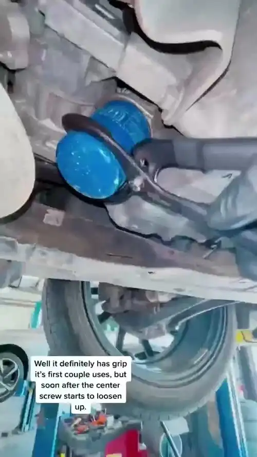 机油格扳手 钳式滤芯拆装钳子 滤清器拆装工具 通用型换机油工具