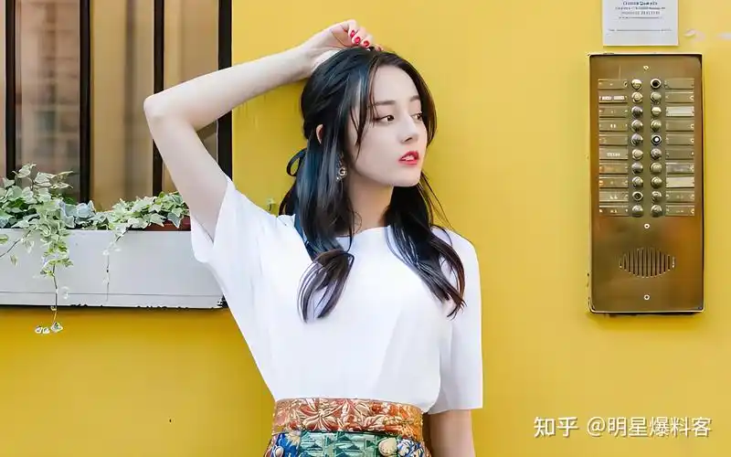 娱乐点评:迪丽热巴,范丞丞,孙怡,李诞,郑合惠子,张纪中