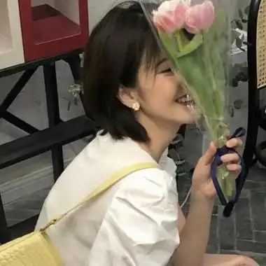 开心可爱女生头像高清阳光笑的开心女生头像图片