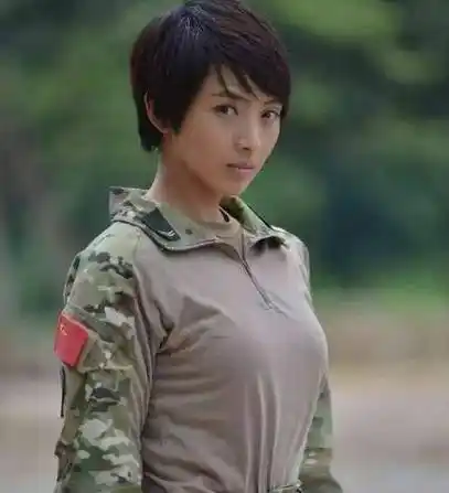 主演没火小配角却火遍大江南北,《火凤凰》到底是什么"奇剧"?