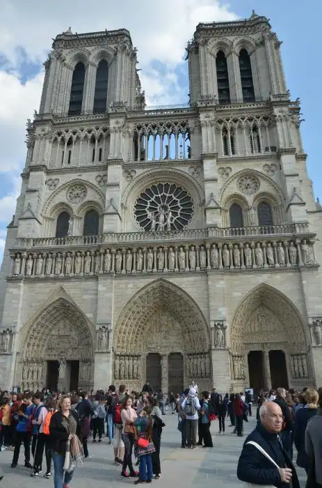 法国的巴黎圣母院