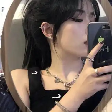 喜欢是藏不住的超拽冷酷女生头像