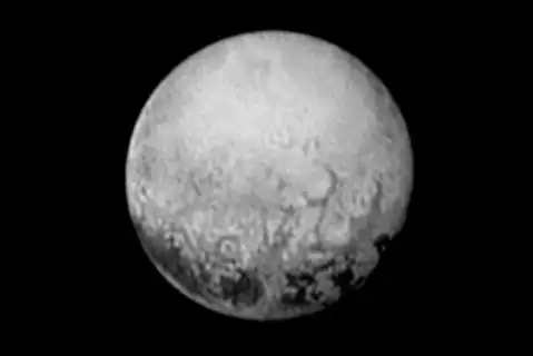 nasa公布冥王星局部特写 发现3500米高山脉