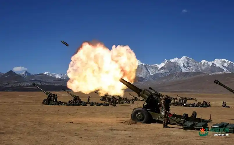 海拔4600米 火炮数据化练兵掠影 - 中华人民共和国国防部