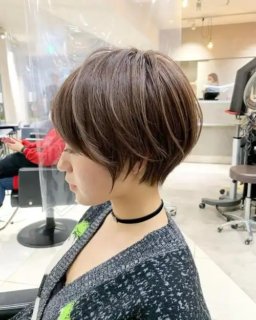 新时尚短发17款,蓬松立体很有型,剪完让你无烦恼|发型|碎发|外翘_网易