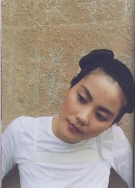 影相#28岁的王菲,《switch》1997年11月刊,扎着丸子头的北京大妞