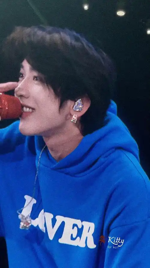 蔡徐坤##蔡徐坤ins