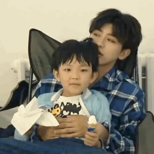 抛开粉籍和偏见你觉得蔡徐坤适合结婚吗