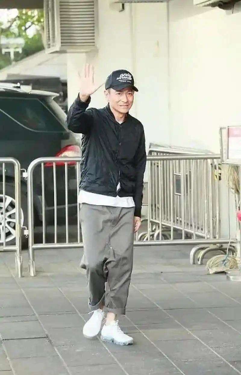 刘德华穿搭~男人看了都怀疑人生 #刘德华