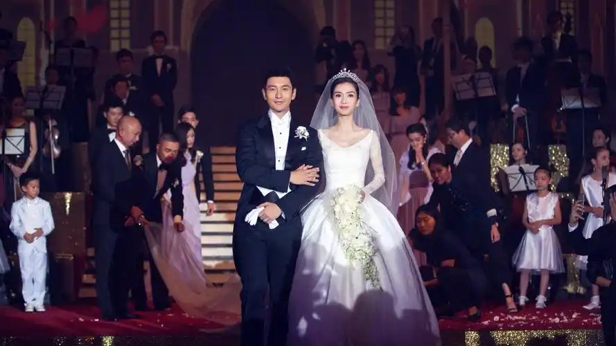 黄晓明baby婚纱照图片 婚姻礼堂 桌面壁纸