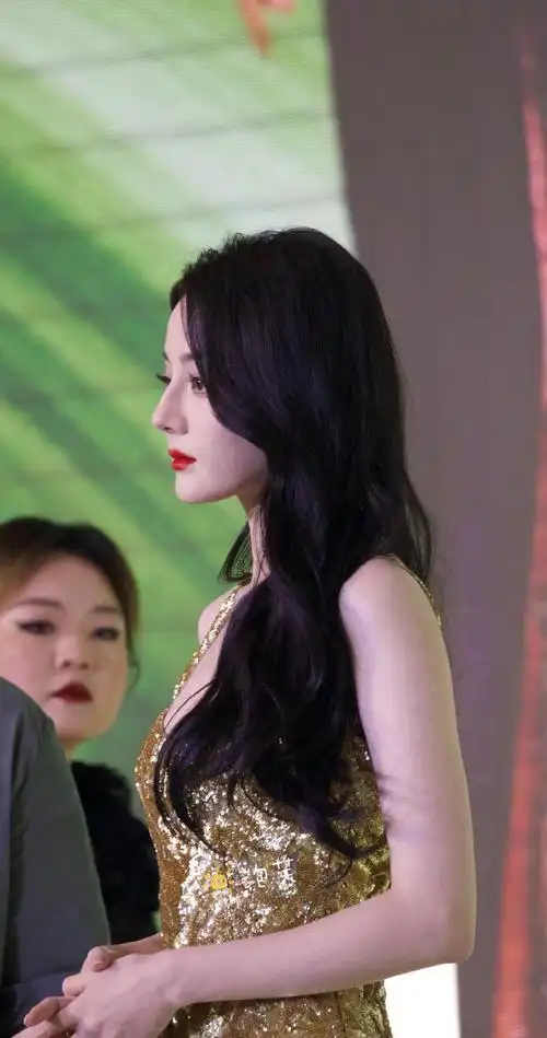 迪丽热巴生图##迪丽热巴高定首穿