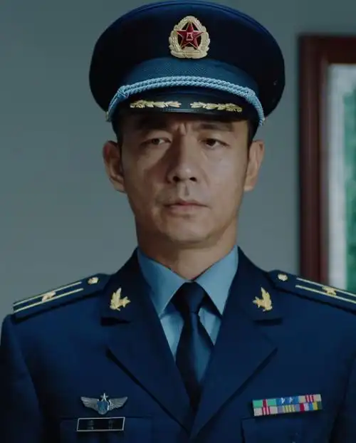 剧评贾乃亮的嘴邢佳栋的腿还能不能撑起空降利刃的口碑