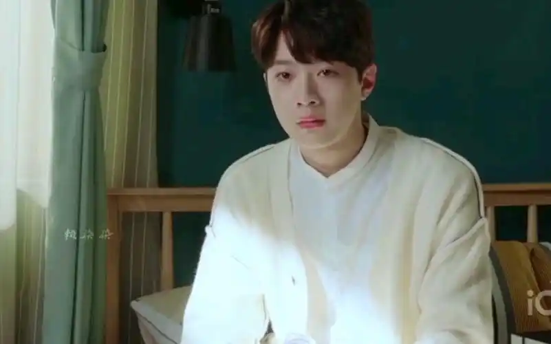 梁又年和去世的妈妈对话