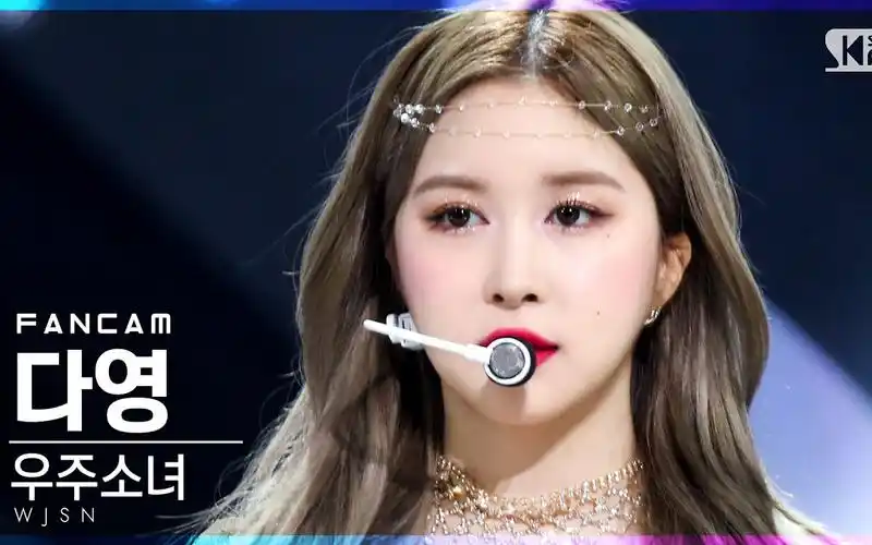 4k宇宙少女unnatural多荣个人直拍sbs人气歌谣20210404