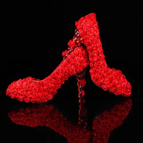 明星新娘鞋结婚鞋子红色高跟鞋韩版水钻鞋婚鞋水晶鞋伴娘鞋婚礼鞋