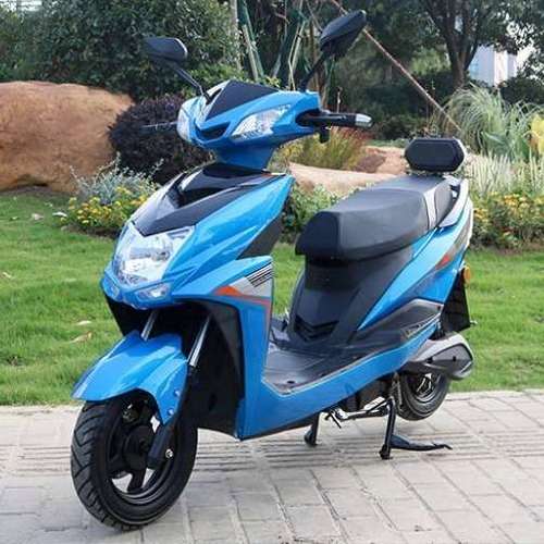 雅迪小刀同款同款台铃新款电动车60v72v电动摩托成人电瓶车踏板车尚领