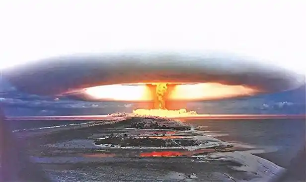 原子弹爆炸半衰期动不动就几万为何广岛和长崎现在就能住了