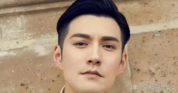 看狗都深情的4位男演员个个生了一双桃花眼天生自带苏感