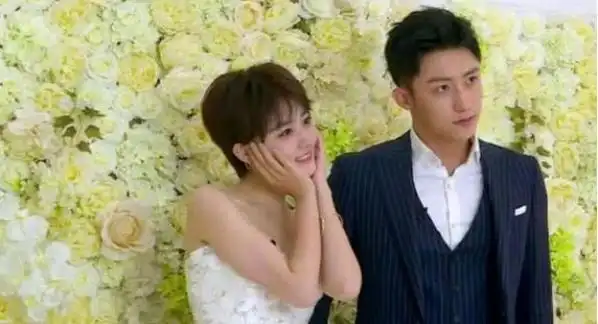 徐璐男朋友黄景瑜徐璐黄景瑜是好友吗