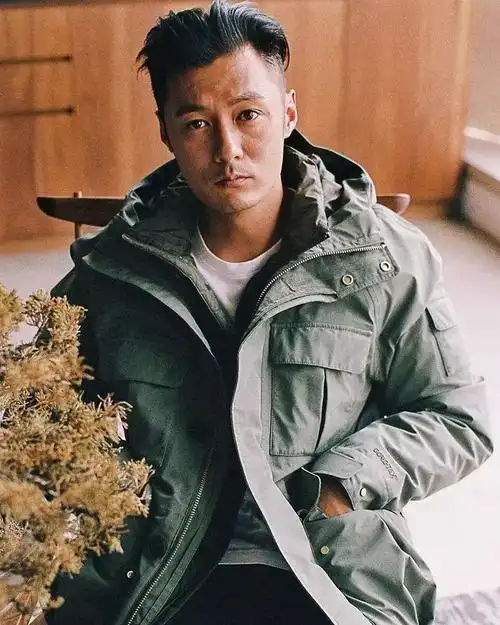 余文乐vsjogeunhyeong夏日男生发型应该怎么选