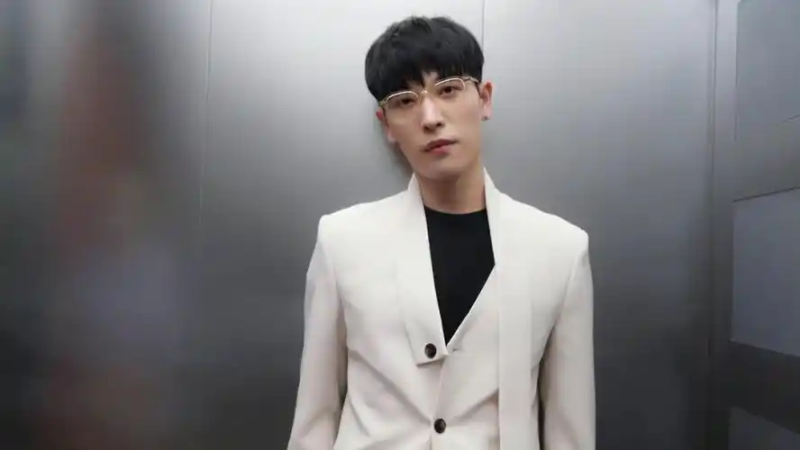 张赫宣全球中文音乐榜上榜