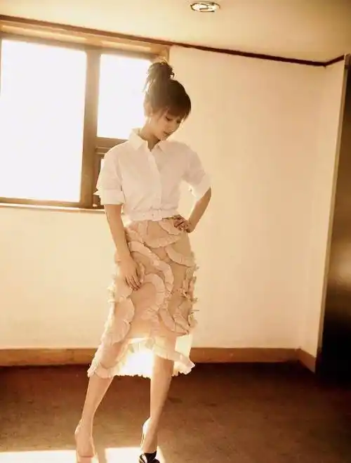 关晓彤大长腿惊艳,杨紫又合唱小梦想大梦想_祖儿_青春_娜娜