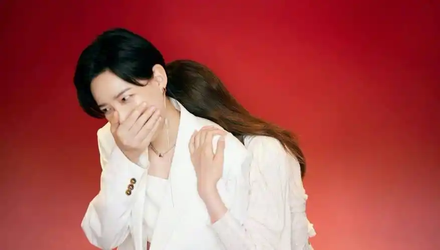 看清照片后,网友纷纷送上祝福_李斯丹妮_因为_事情