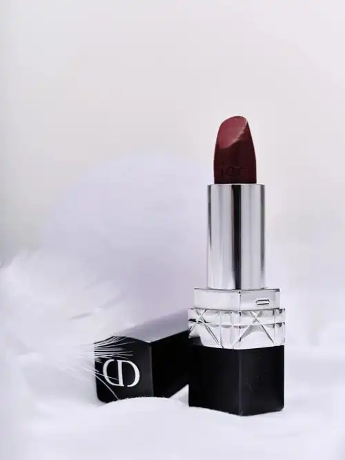 dior缎光唇膏869提气质必备