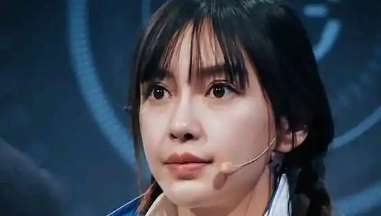 杨颖脸部问题频现,颜值急速下降,逃不过三十岁变丑的坎?