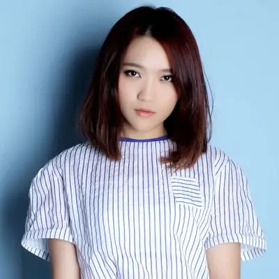 庄心妍的经纪人是13005196222