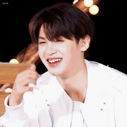 justin黄明昊的宣宣