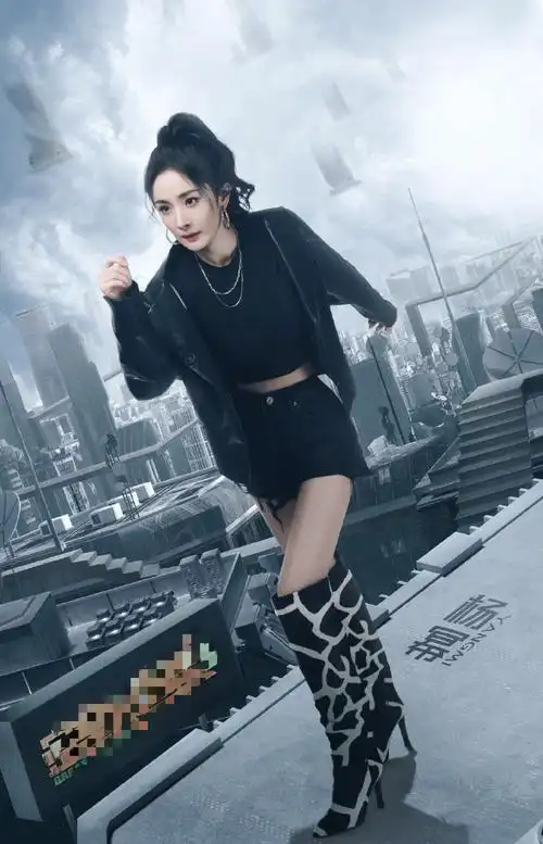 的#杨幂的腰也太绝了,身材也太好了吧,我觉得我的头围比她的腰围大