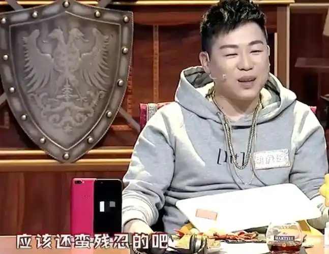 郑爽的心好狠女儿出生4天她起诉张恒张恒抱着女儿在雪地大哭