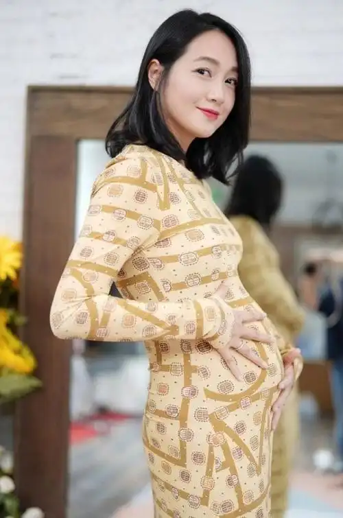 朱丹霸气批评郑爽代孕:怀孕都不自己做,为什么要当妈妈呢?