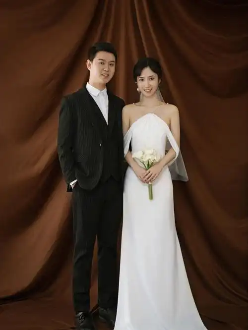 真实客照简约即是经典成都婚纱照